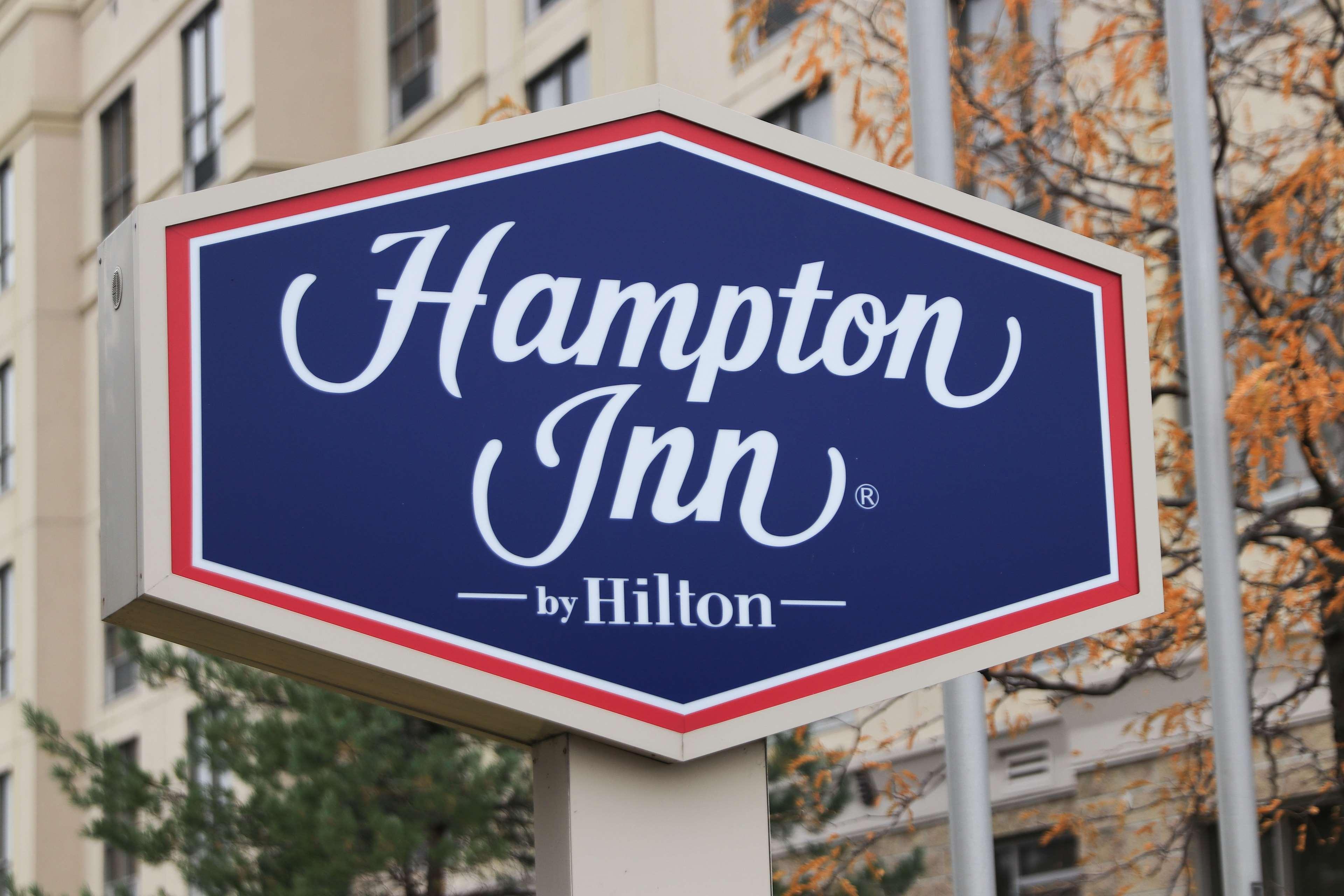 Hampton Inn Toronto-Mississauga West Экстерьер фото